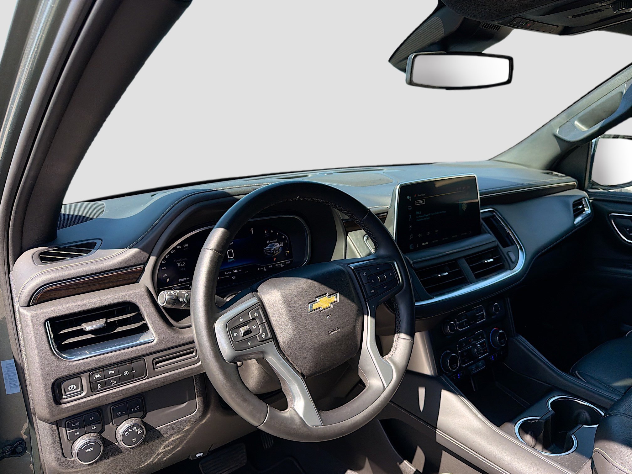 Used 2023 Chevrolet Suburban Premier image 26