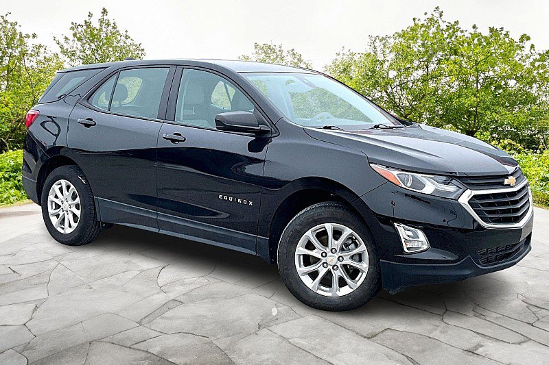 Used 2021 Chevrolet Equinox LS AWD/4WD image 3