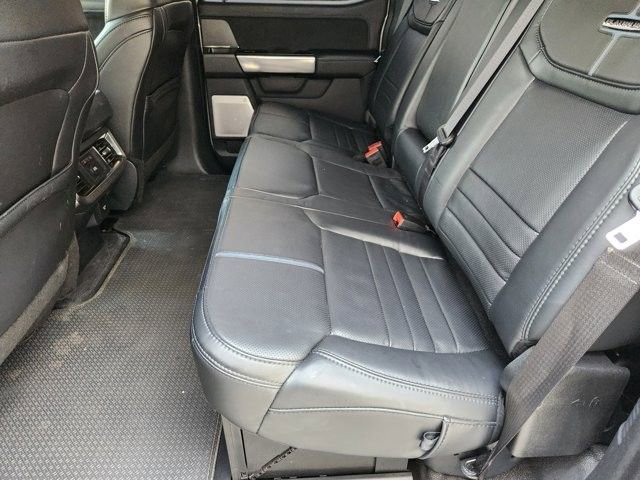 Used 2025 Ford F250 Platinum image 30