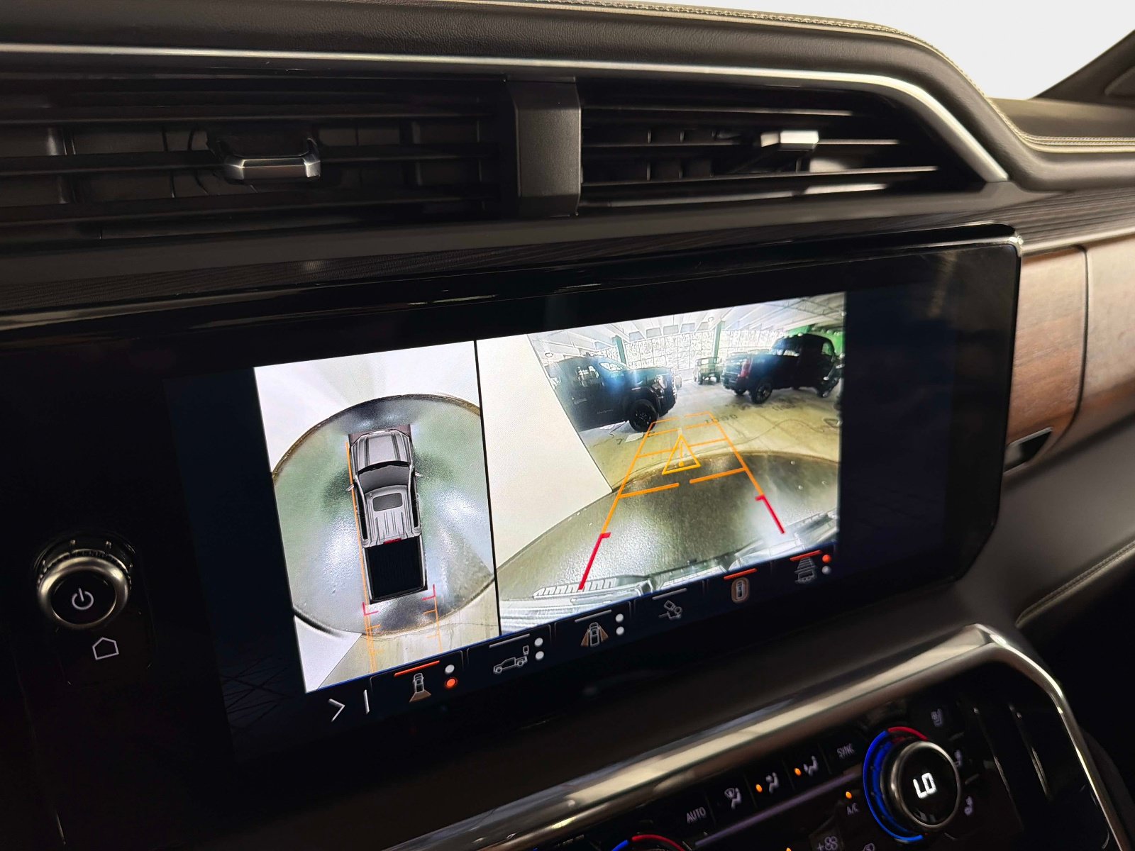 Used 2024 GMC Sierra 1500 Denali Ultimate AWD/4WD image 40