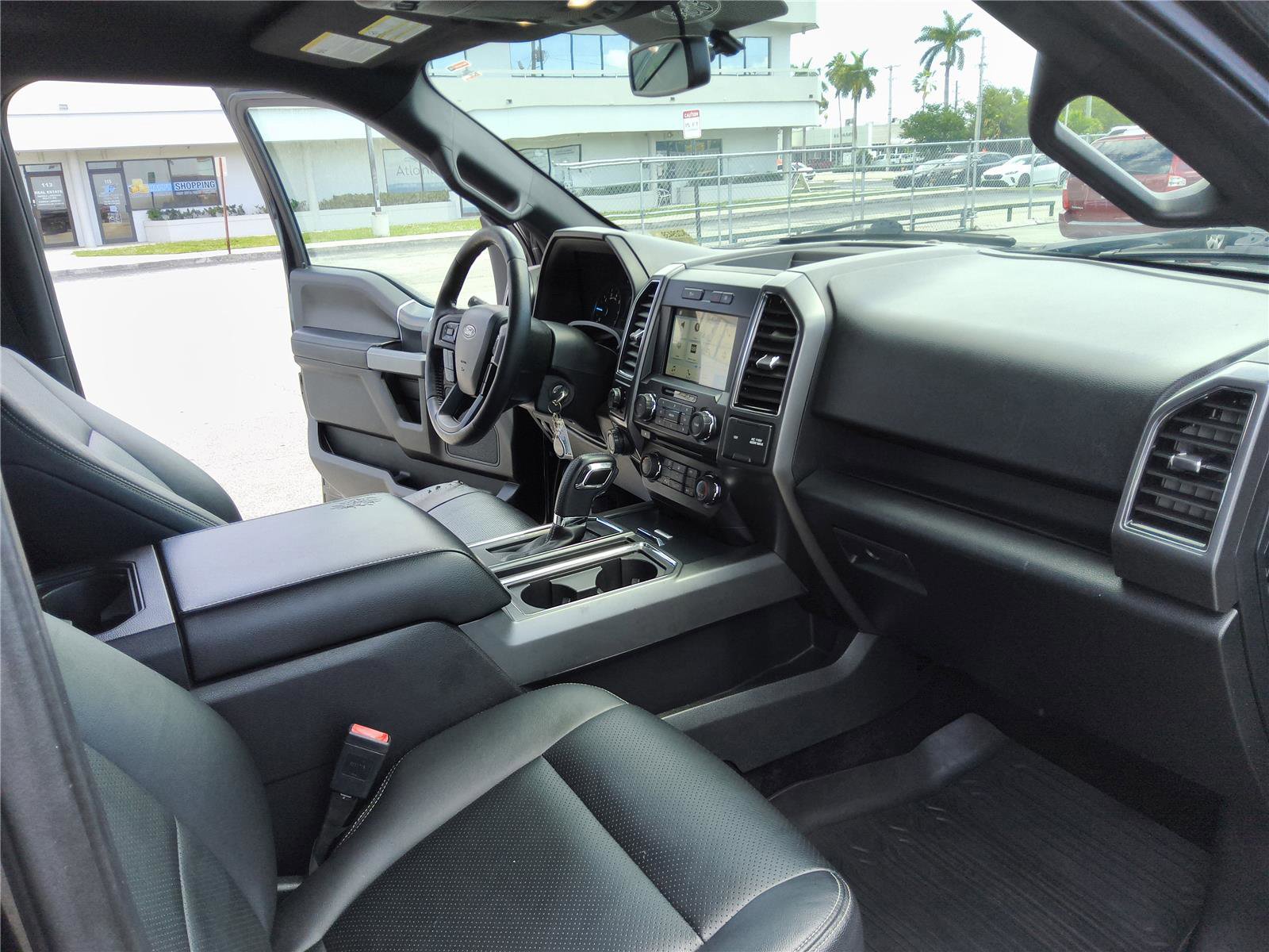 Used 2018 Ford F150 XLT w/ Equipment Group 302A Luxury RWD image 27