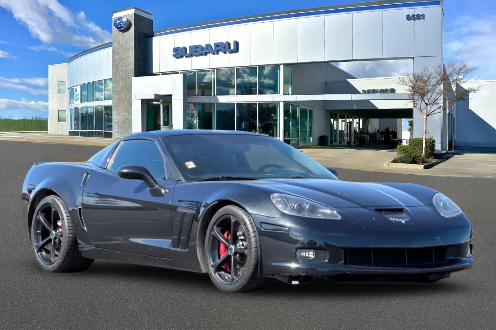 Used 2012 Chevrolet Corvette Grand Sport w/ 3LT Preferred Equipment Group RWD image 4