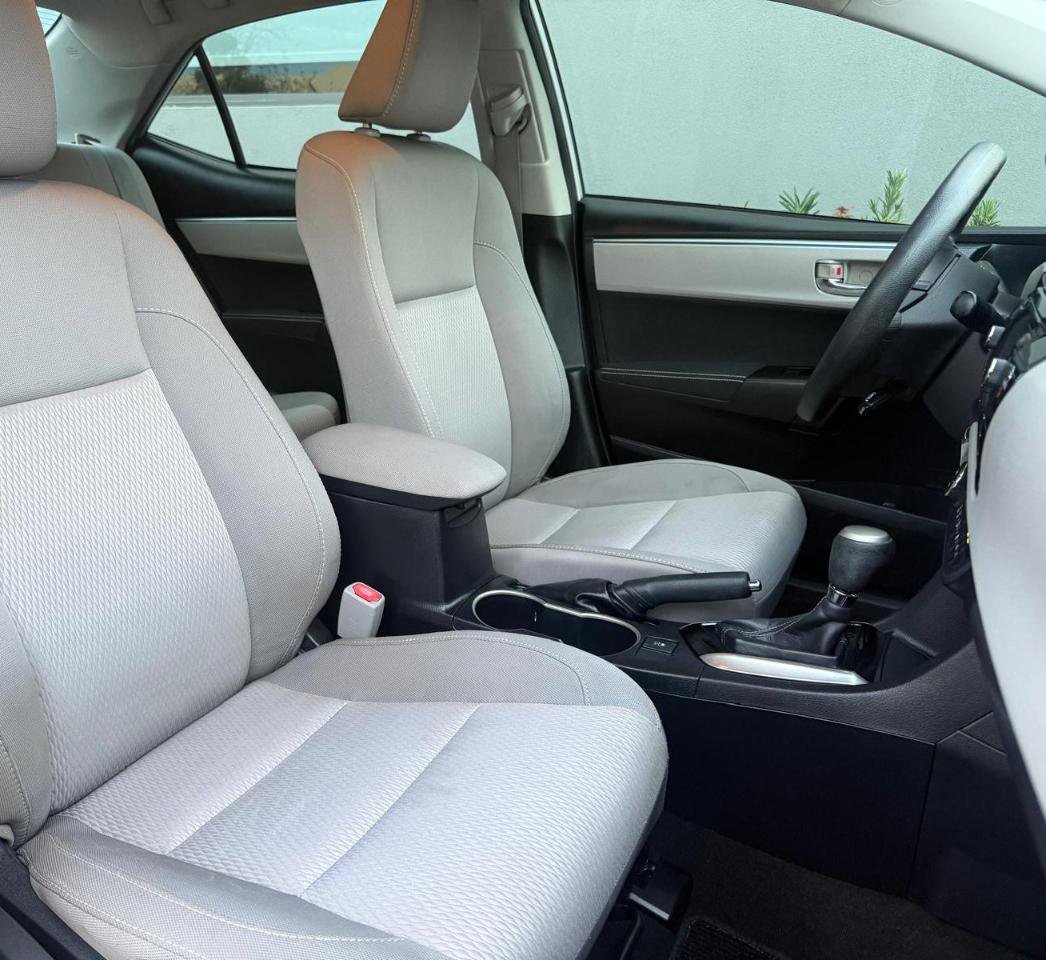 Used 2015 Toyota Corolla LE FWD image 22