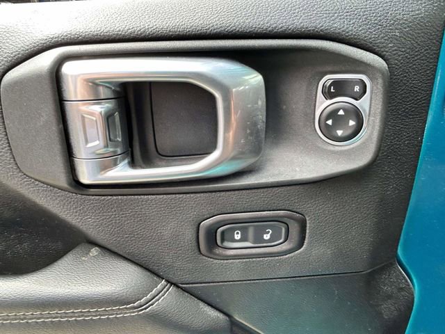 Used 2020 Jeep Wrangler Unlimited Sahara w/ Cold Weather Group image 14