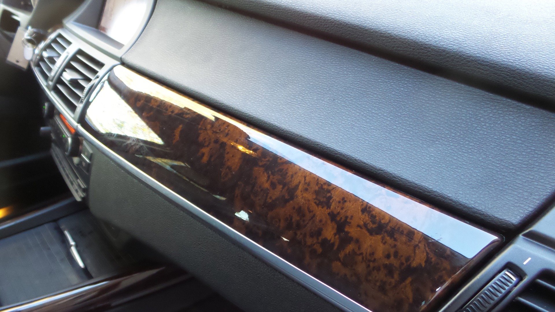 Used 2012 BMW X5 xDrive35d image 8