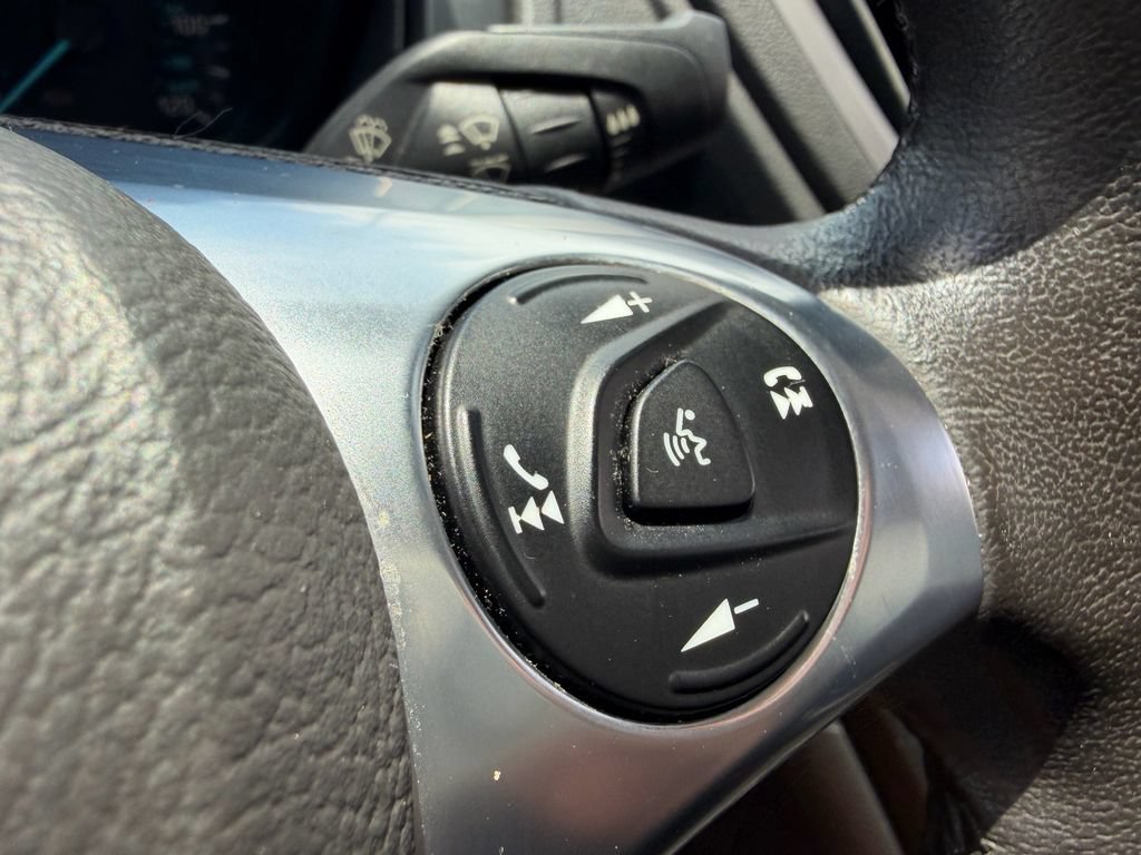 Used 2018 Ford Transit 150 XLT RWD image 29