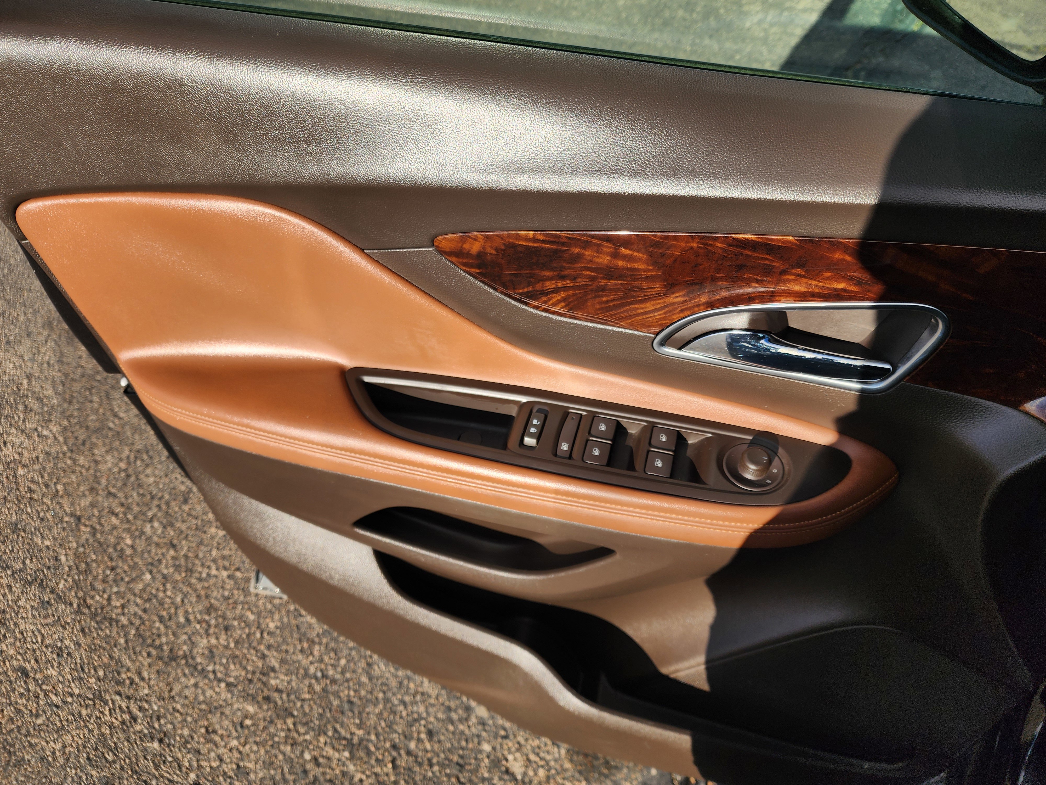 Used 2016 Buick Encore Leather w/ Experience Buick Package image 18