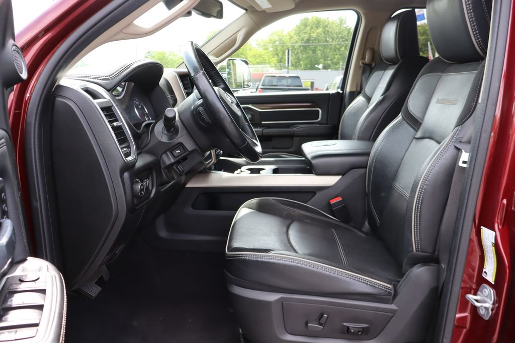 Used 2022 RAM 3500 Laramie AWD/4WD image 4