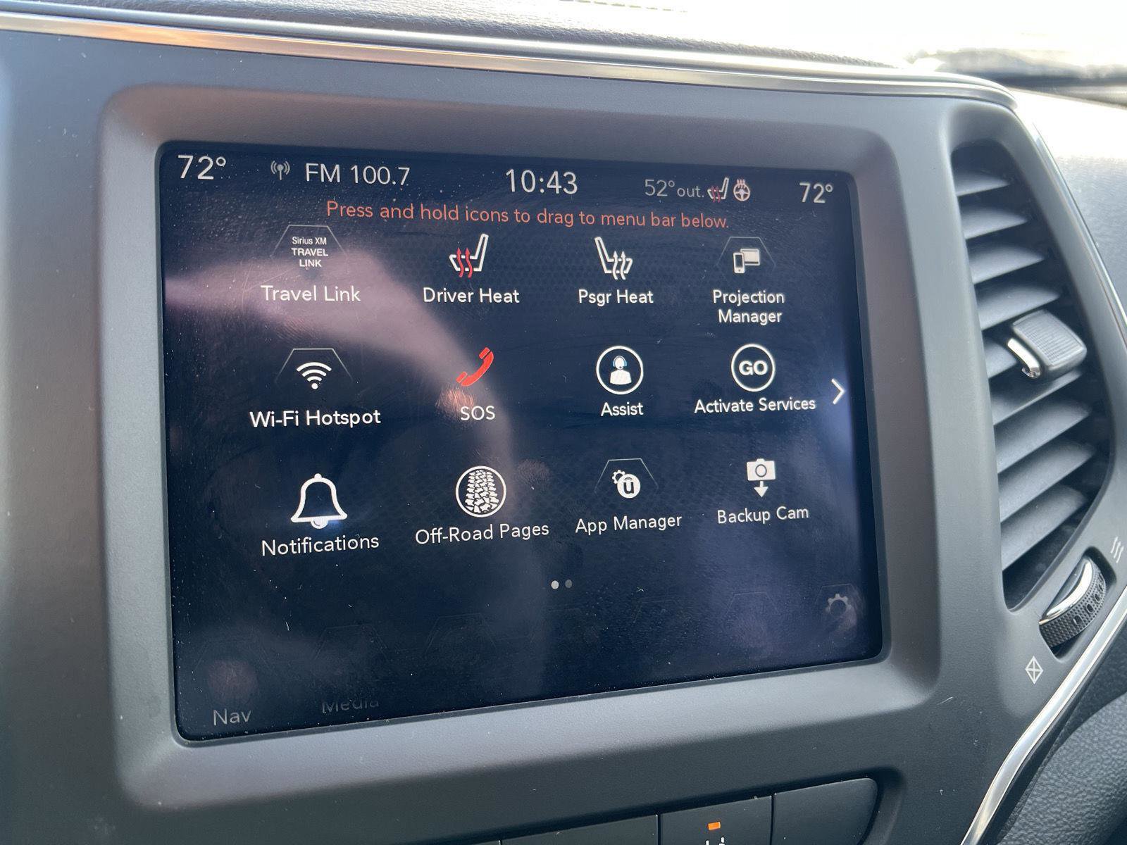 Used 2023 Jeep Cherokee Altitude Lux image 25