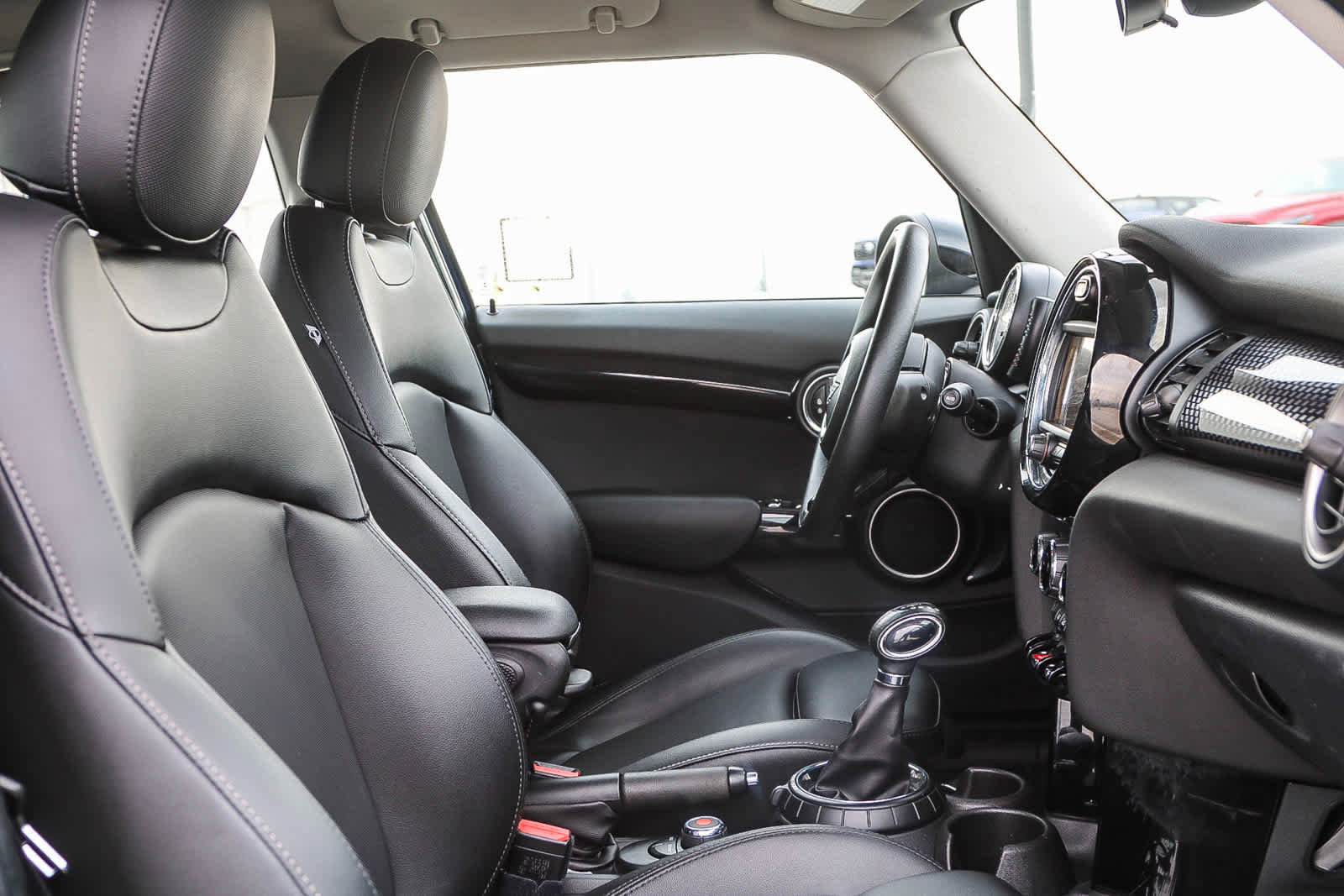 Used 2015 MINI Cooper S image 17