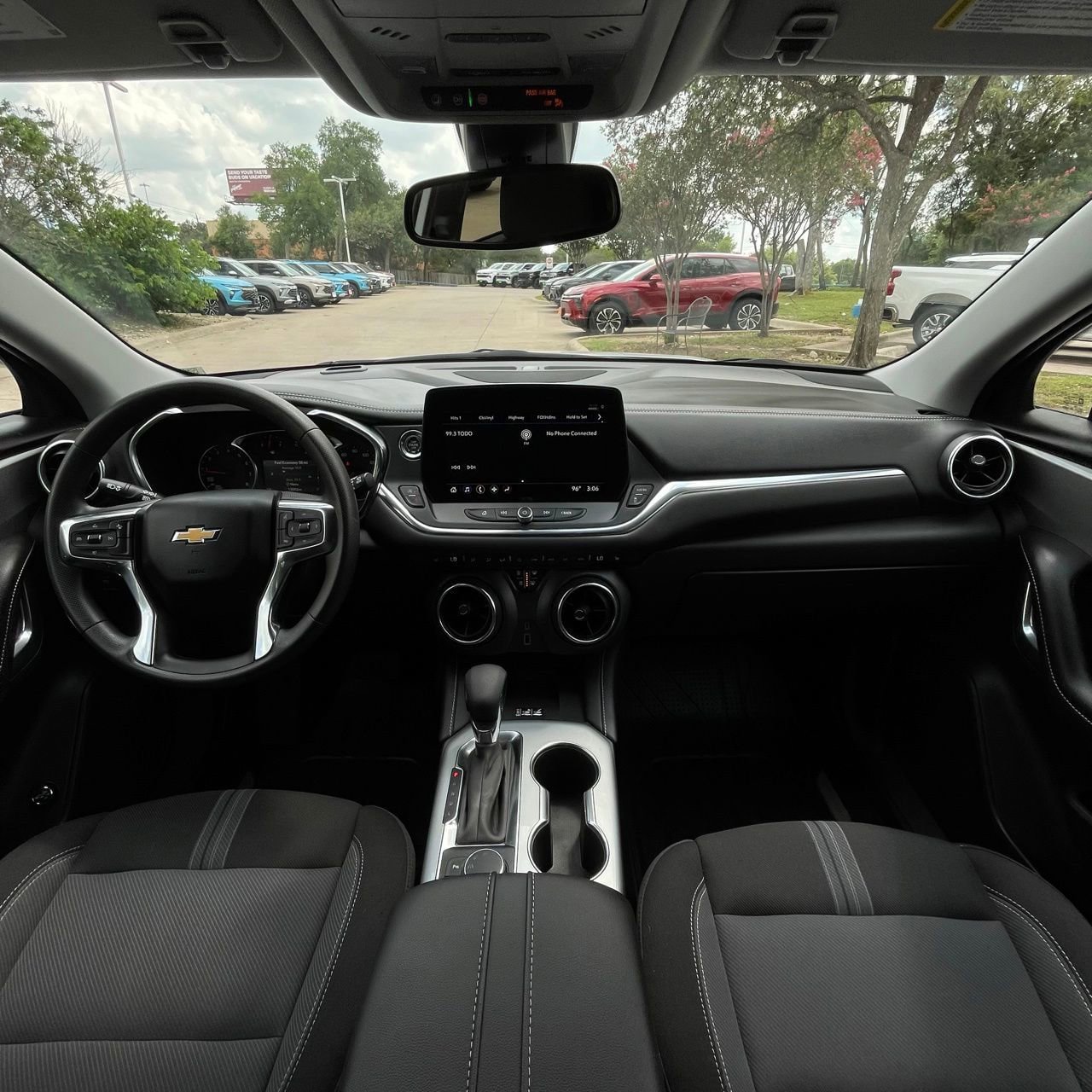Used 2024 Chevrolet Blazer LT w/ Convenience Package FWD image 10