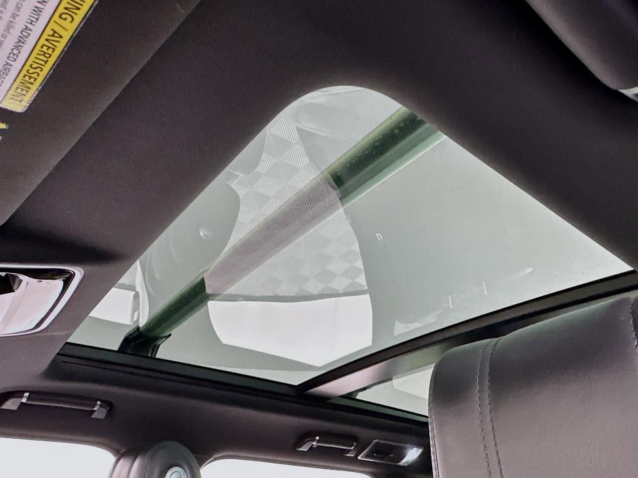 Used 2016 Land Rover Range Rover Supercharged image 27