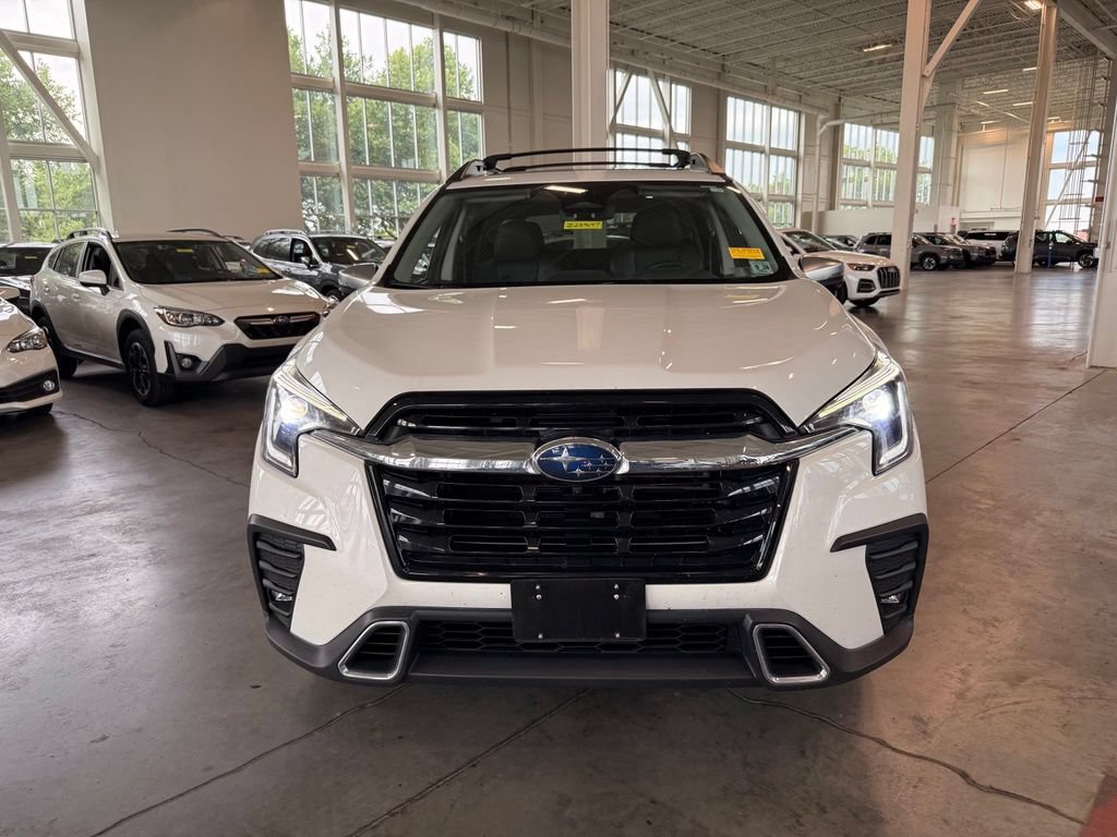 Used 2023 Subaru Ascent Touring AWD/4WD image 7