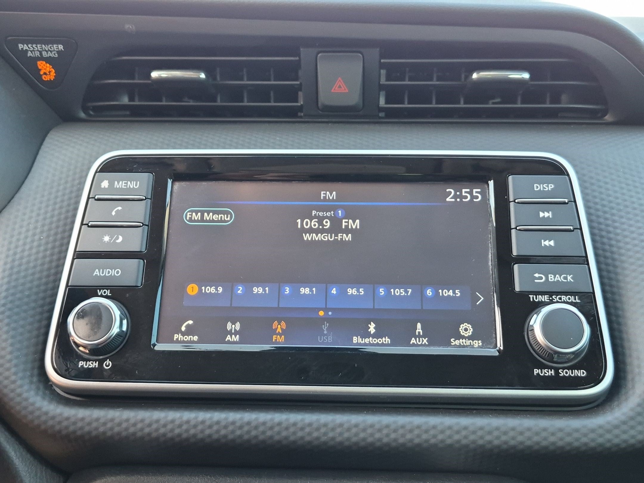 Used 2025 Nissan Kicks Play S FWD image 23