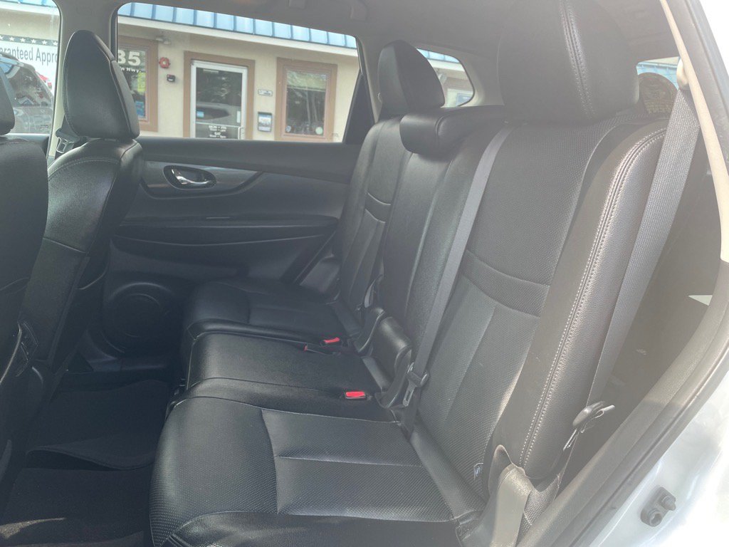 Used 2016 Nissan Rogue SL w/ SL Premium Package AWD/4WD image 27