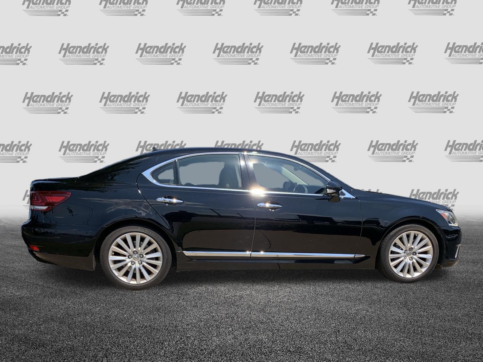 Used 2013 Lexus LS 460 AWD w/ Comfort Pkg image 11