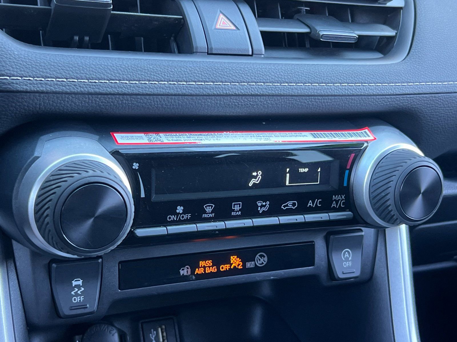 Used 2025 Toyota RAV4 LE image 20