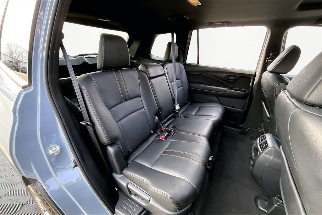 Used 2023 Honda Passport TrailSport image 19