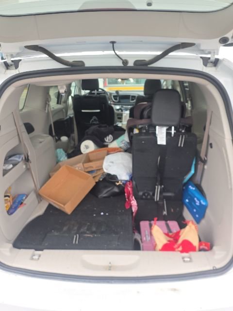 Used 2019 Chrysler Pacifica Touring-L Plus w/ Tire & Wheel Group FWD image 21