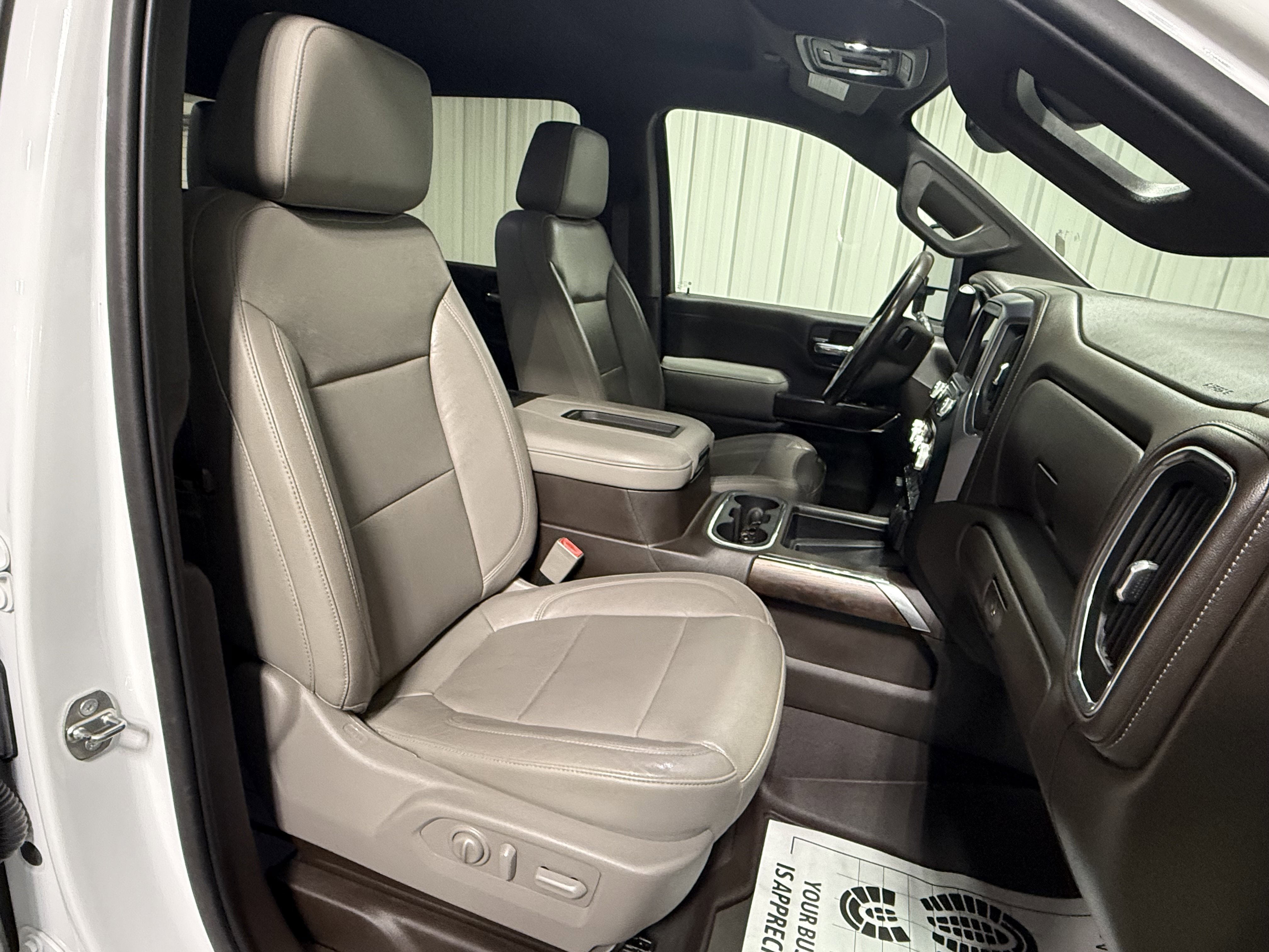 Used 2020 GMC Sierra 2500 SLT w/ SLT Premium Plus Package AWD/4WD image 9