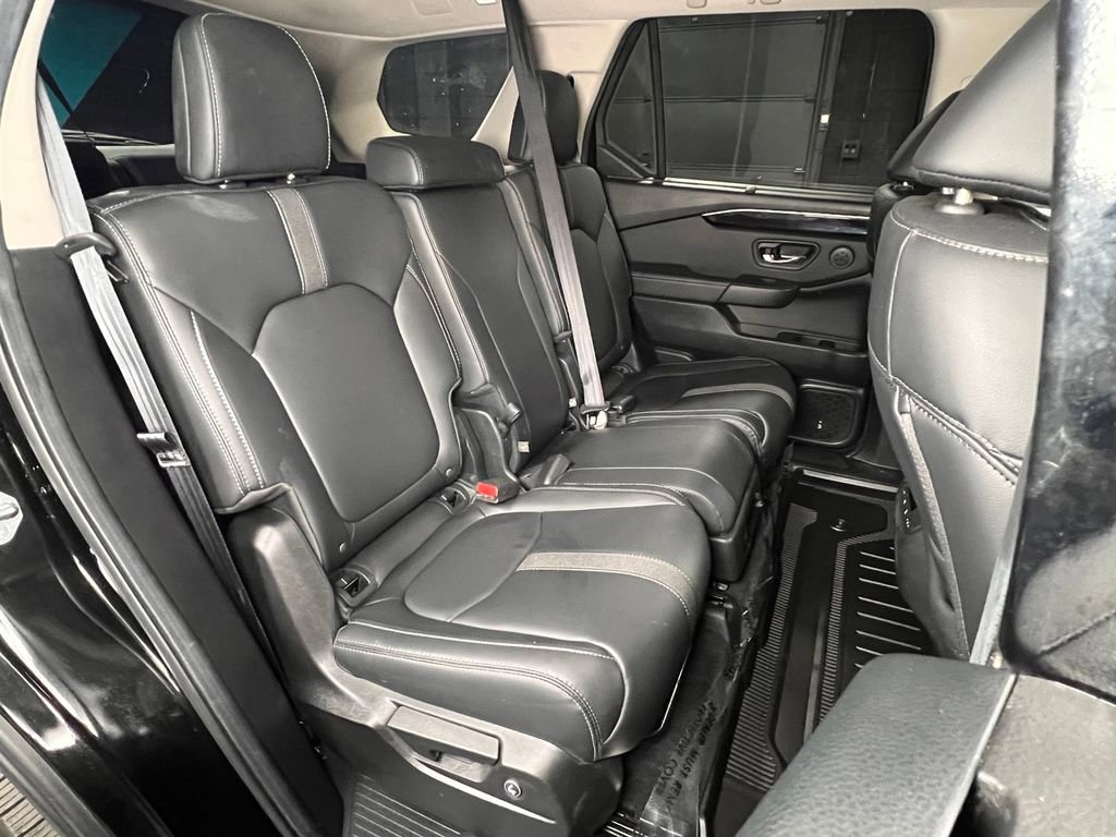 Used 2025 Honda Pilot EX-L image 26