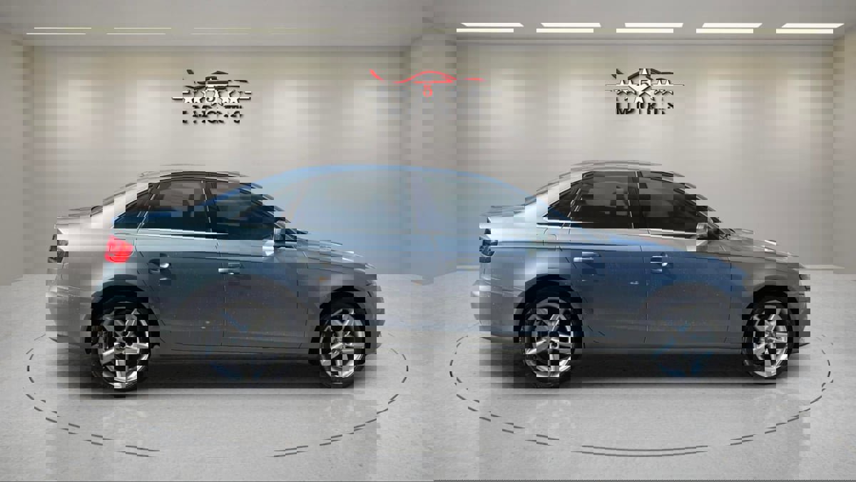 Used 2011 Audi A4 2.0T Premium Plus image 6