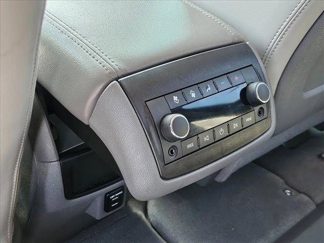 Used 2016 Chevrolet Traverse LTZ image 16