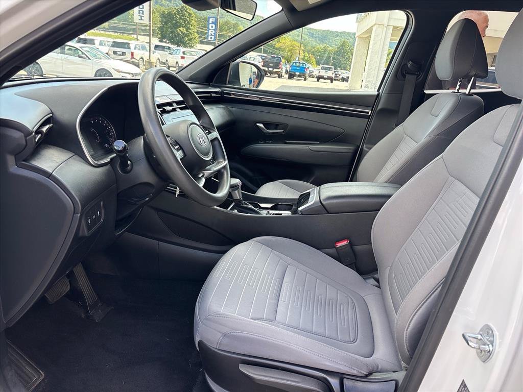 Used 2024 Hyundai Santa Cruz SE FWD image 9