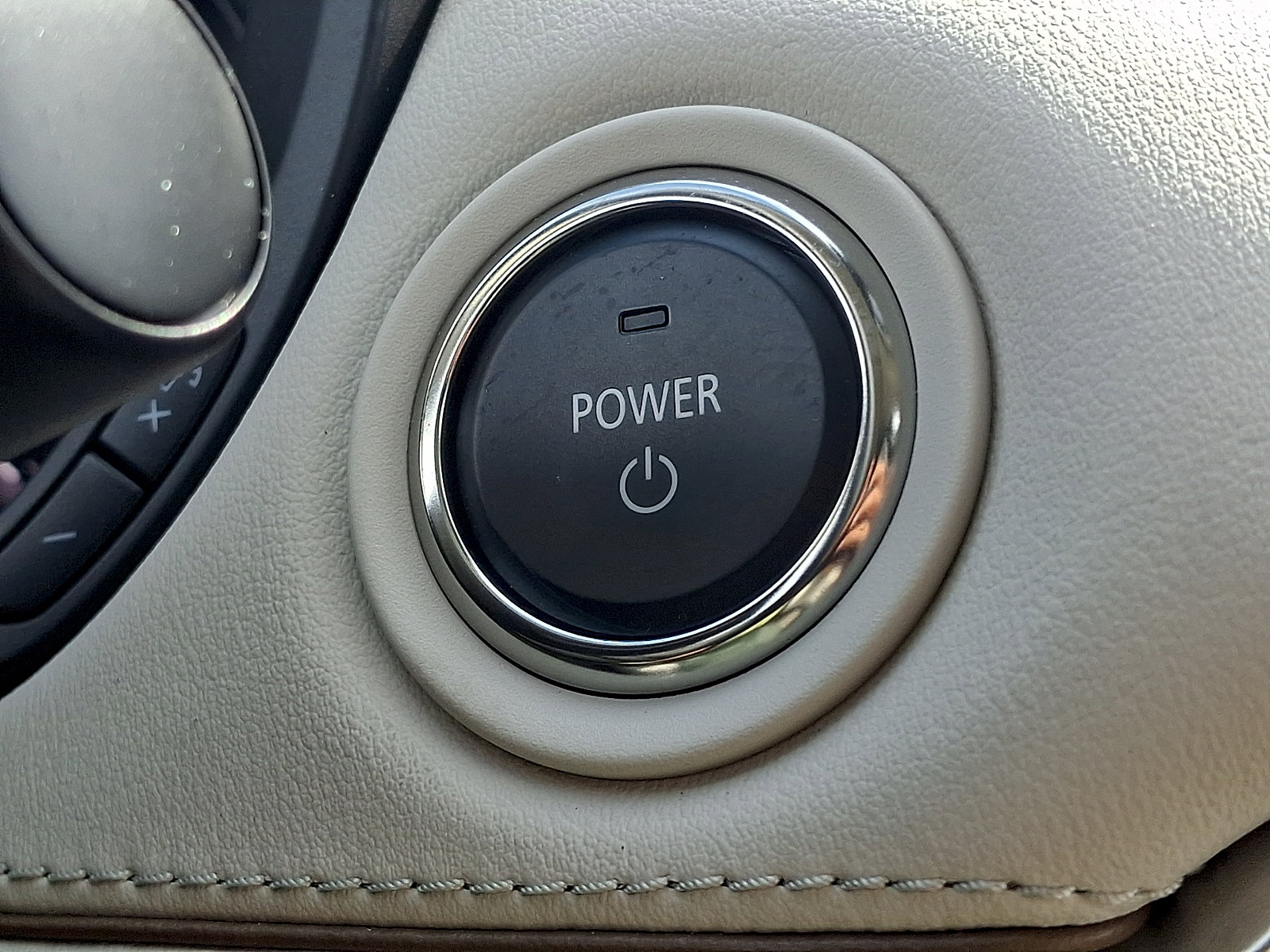 Certified 2025 MAZDA CX-90 Plug-In Hybrid w/ Premium Plus AWD/4WD image 31