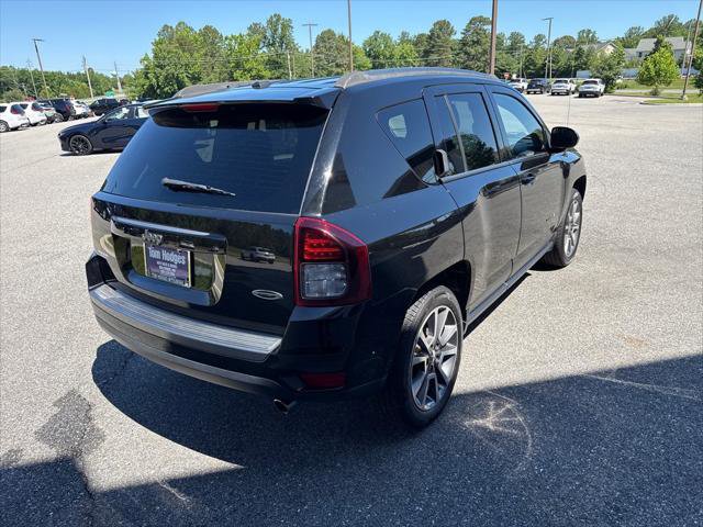 Used 2017 Jeep Compass Sport w/ Power Value Group FWD image 4