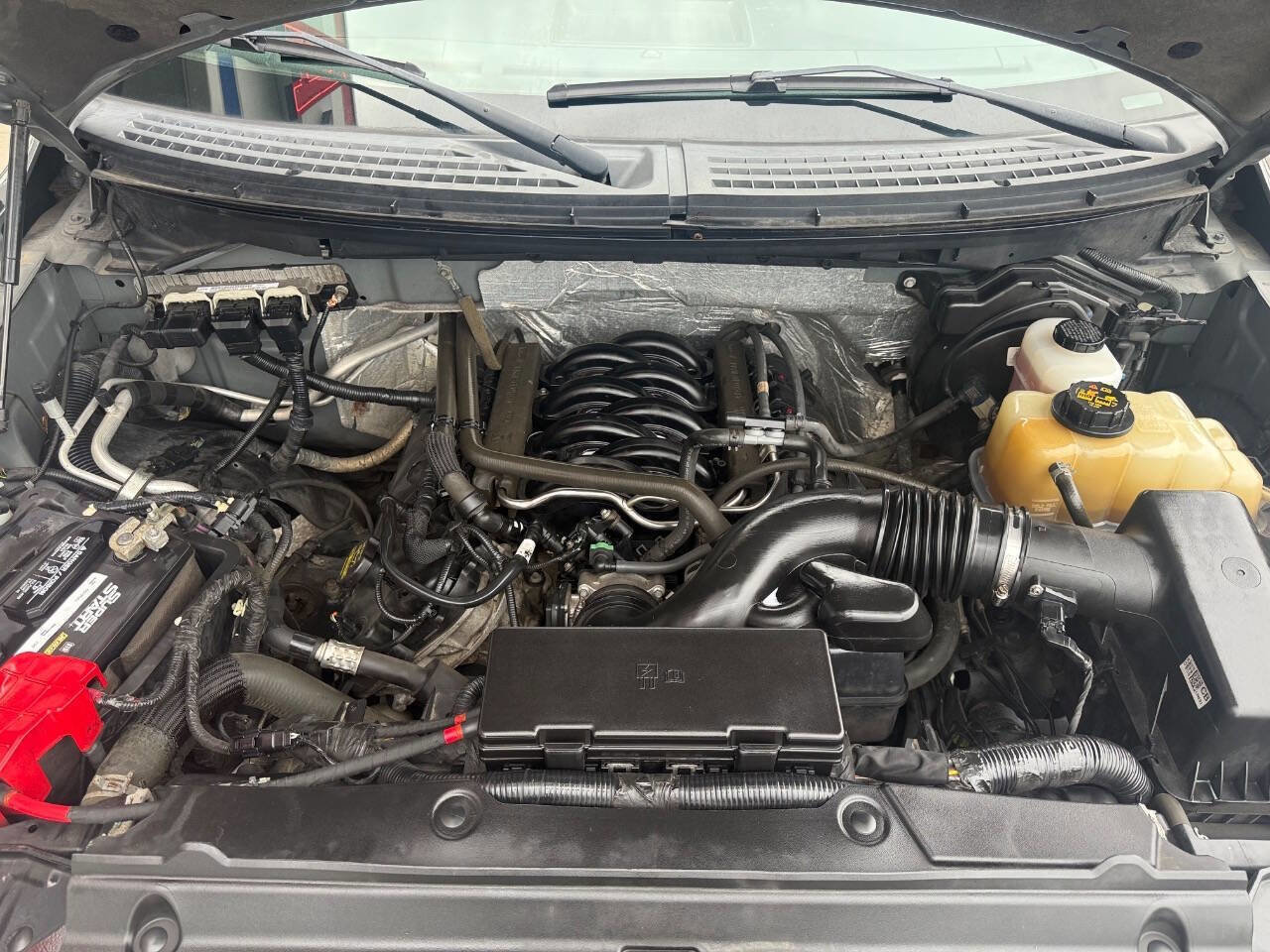 Used 2013 Ford F150 XLT w/ XLT Chrome Pkg image 13