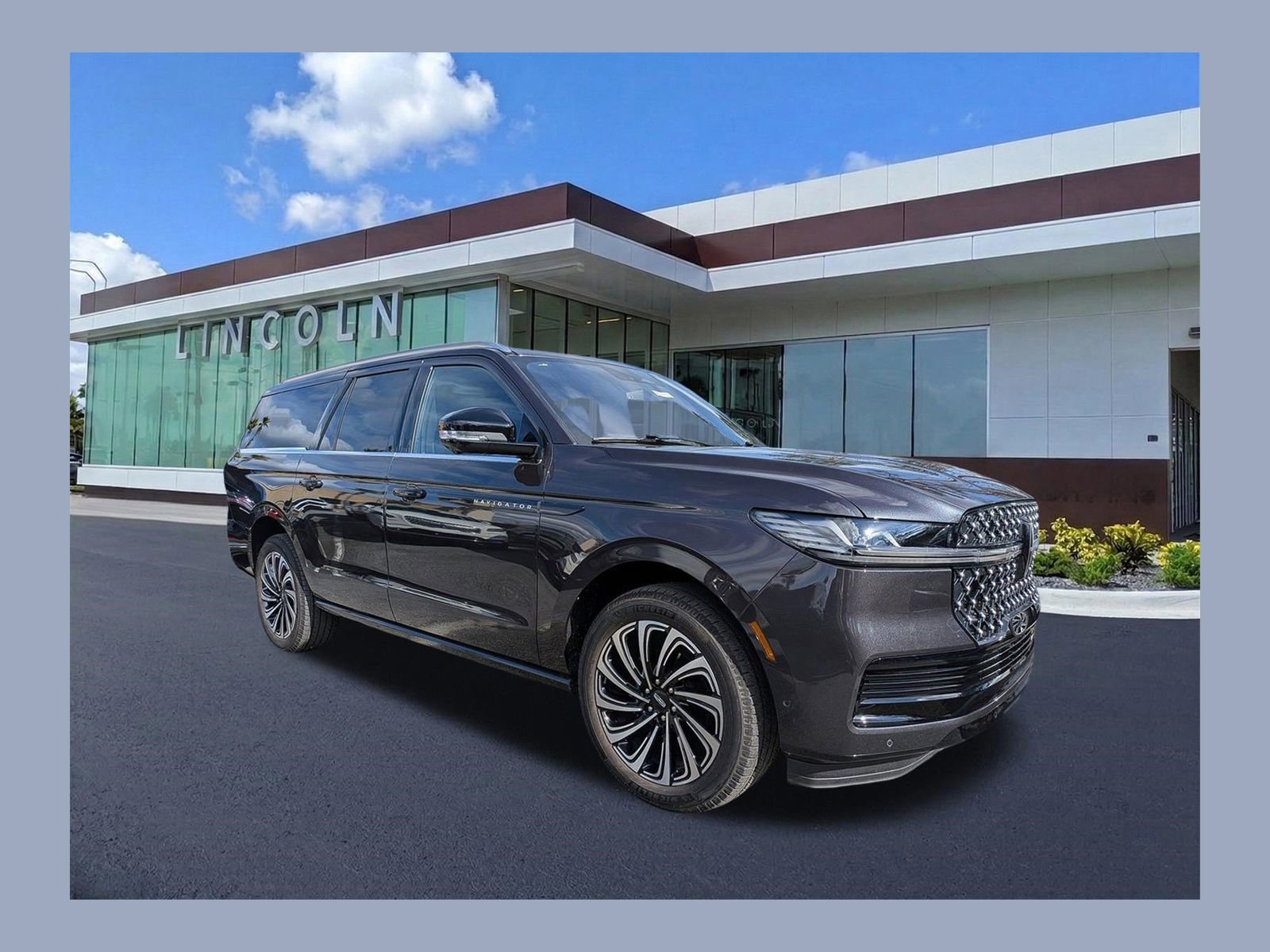 Certified 2025 Lincoln Navigator L Black Label image 1