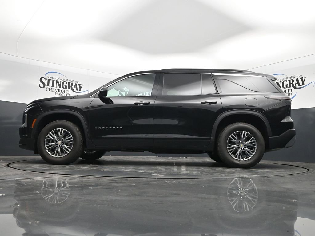 Used 2025 Chevrolet Traverse LT w/ Driver Confidence Package AWD/4WD image 20