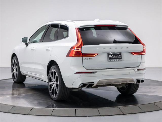 Used 2021 Volvo XC60 T8 Inscription w/ Advanced Package image 3