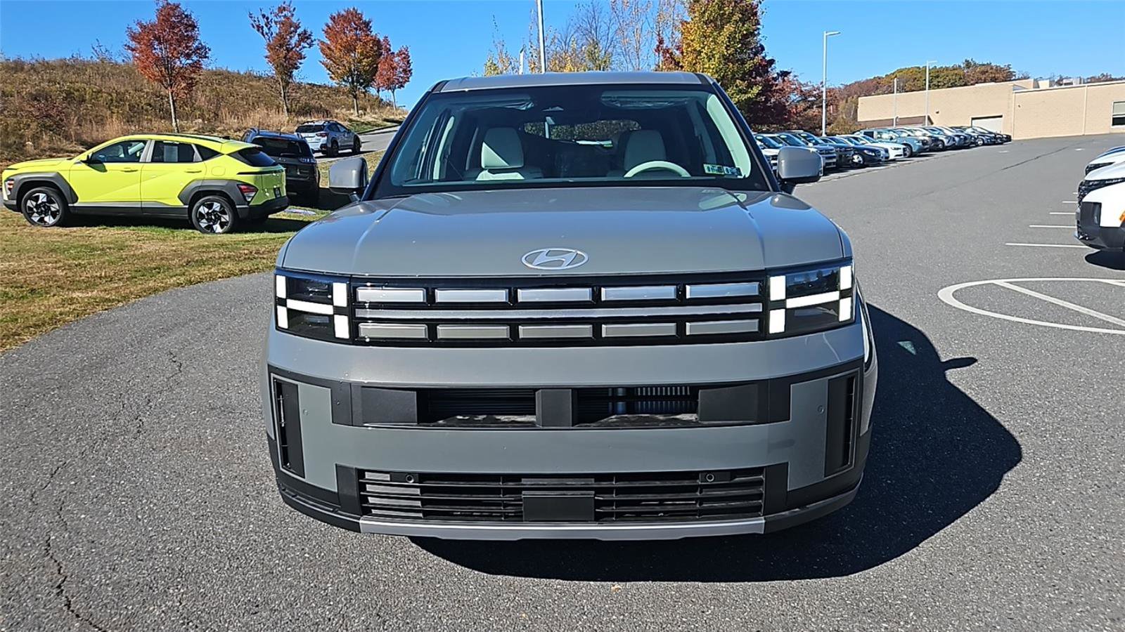 New 2026 Hyundai Santa Fe SE image 2