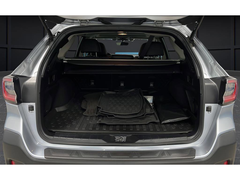 Used 2022 Subaru Outback Limited image 27