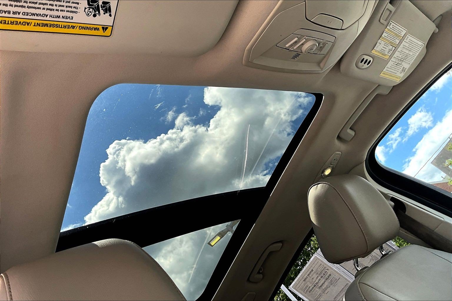Used 2014 Ford Escape Titanium w/ Equipment Group 401A AWD/4WD image 17