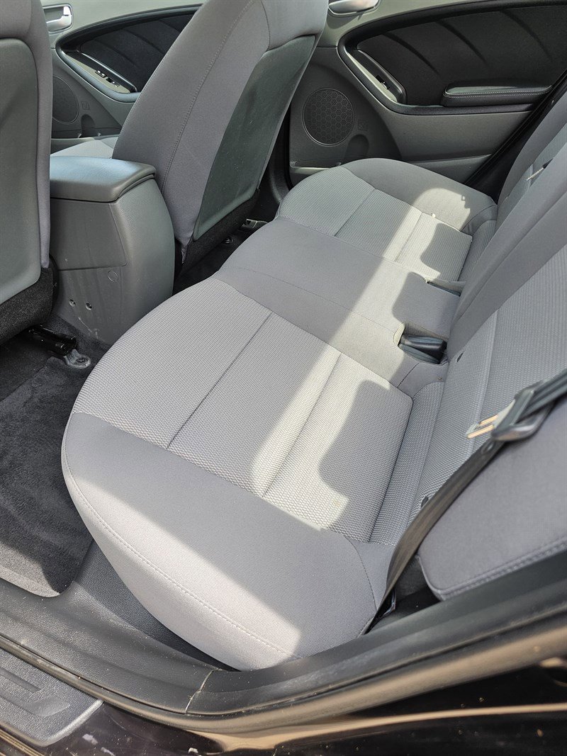 Used 2018 Kia Forte LX image 6