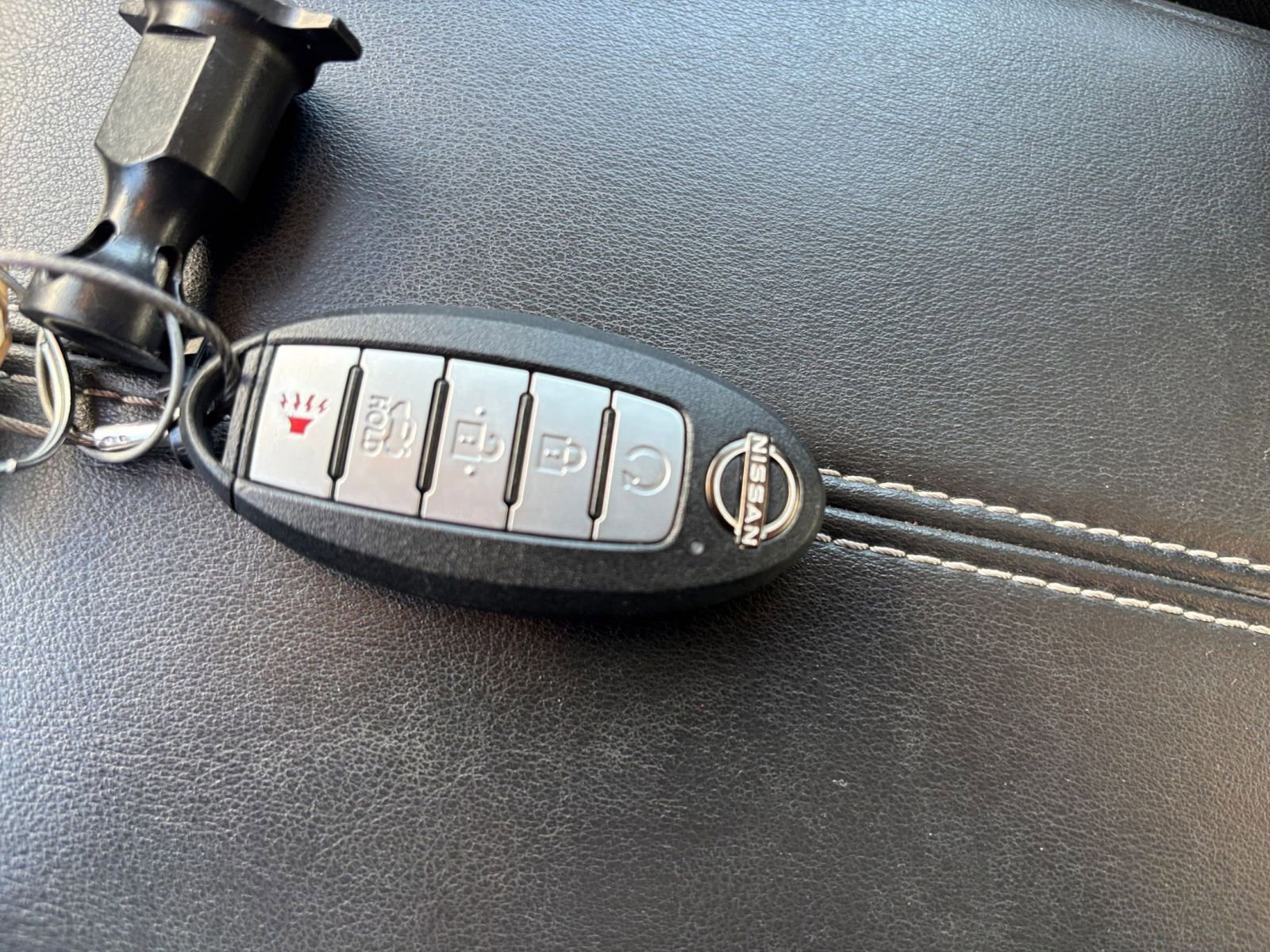 Used 2025 Nissan Altima 2.5 SV FWD image 24