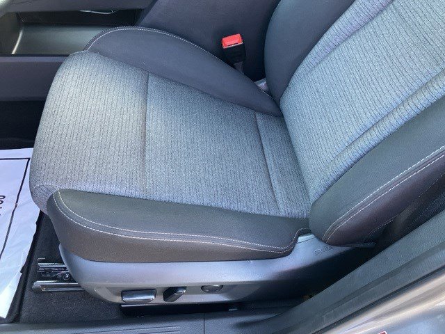 Used 2022 Nissan Rogue SV image 11