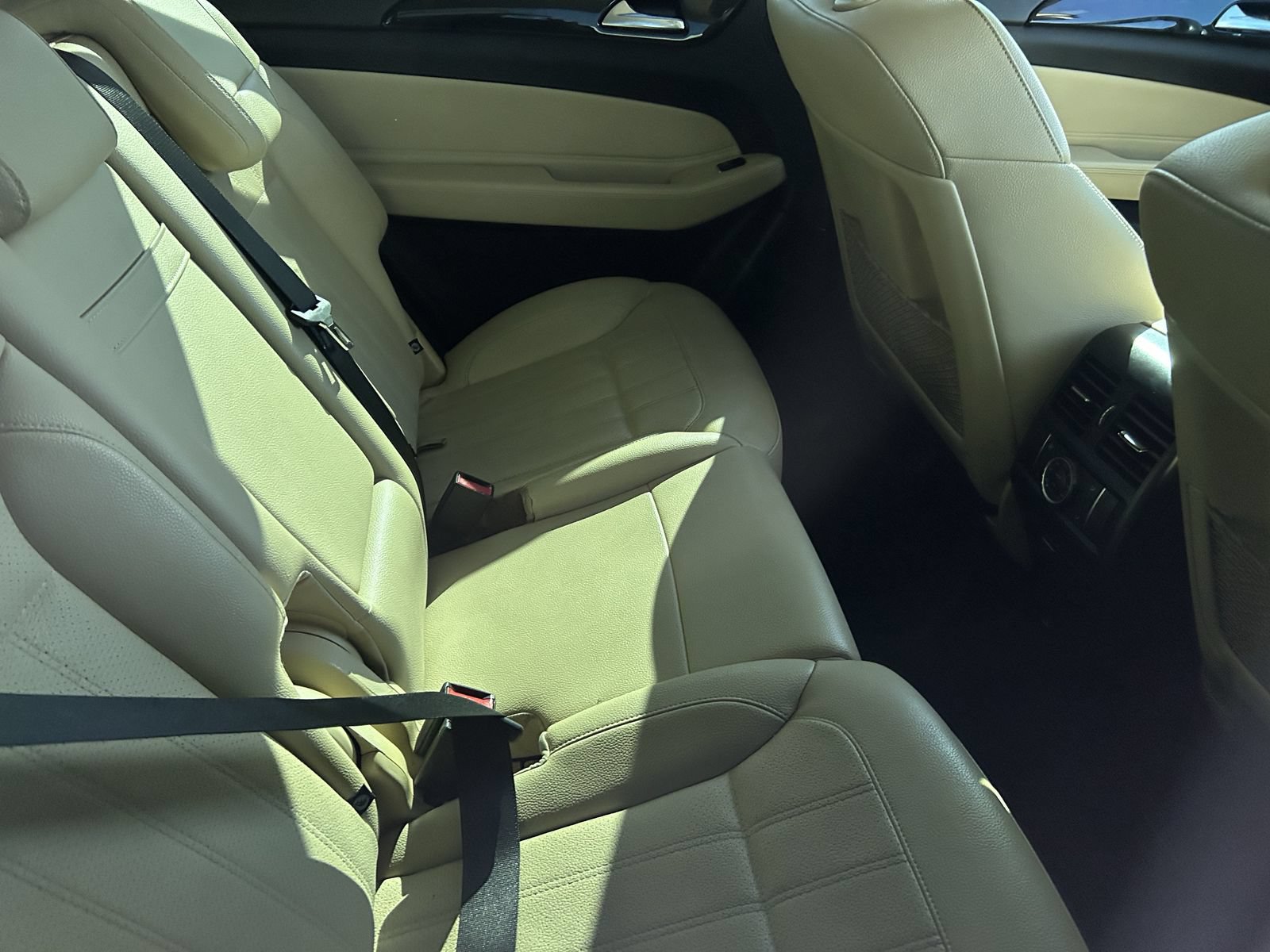 Used 2019 Mercedes-Benz GLS 450 4MATIC image 11