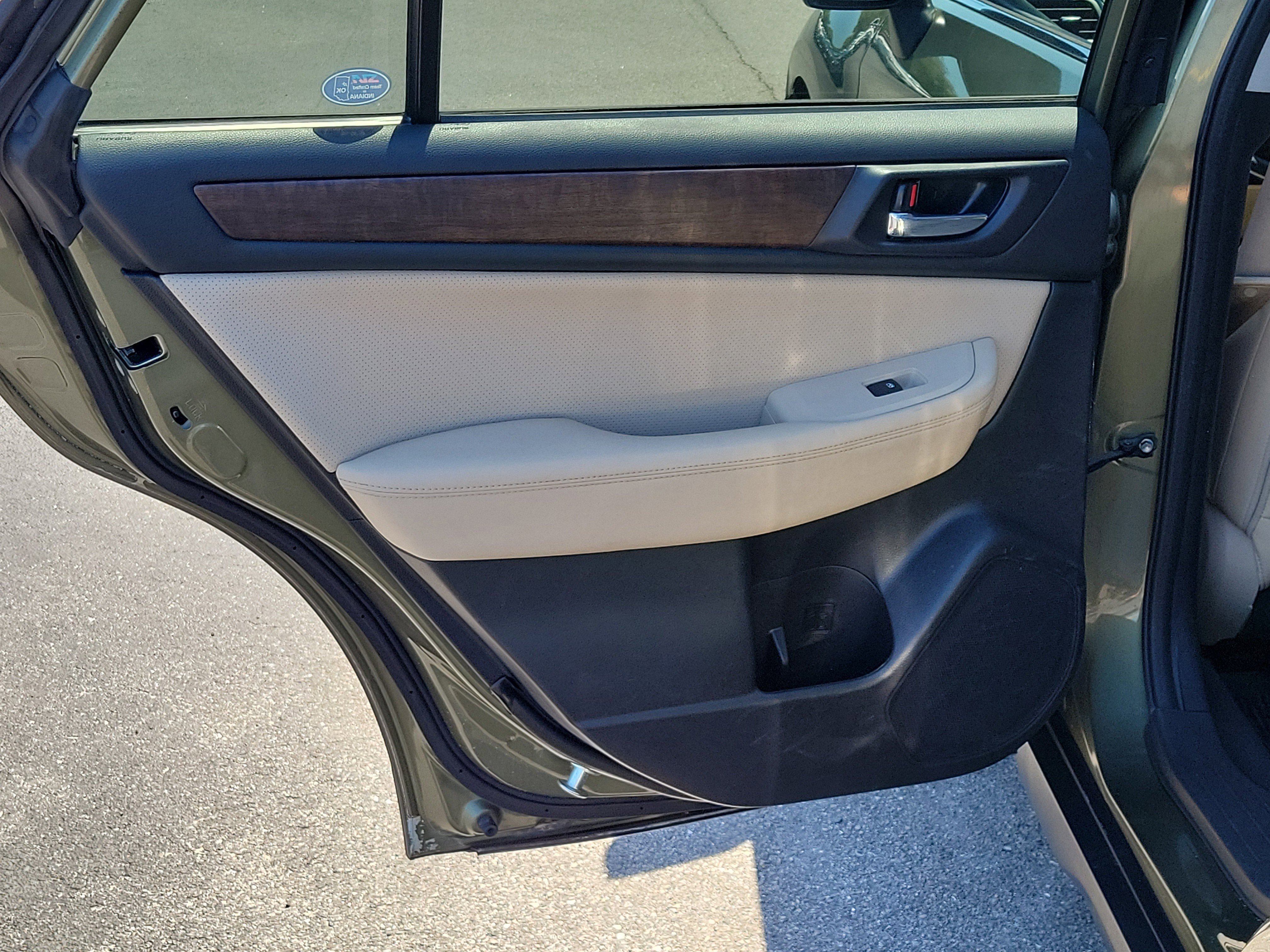 Used 2017 Subaru Outback 2.5i Limited AWD/4WD image 13