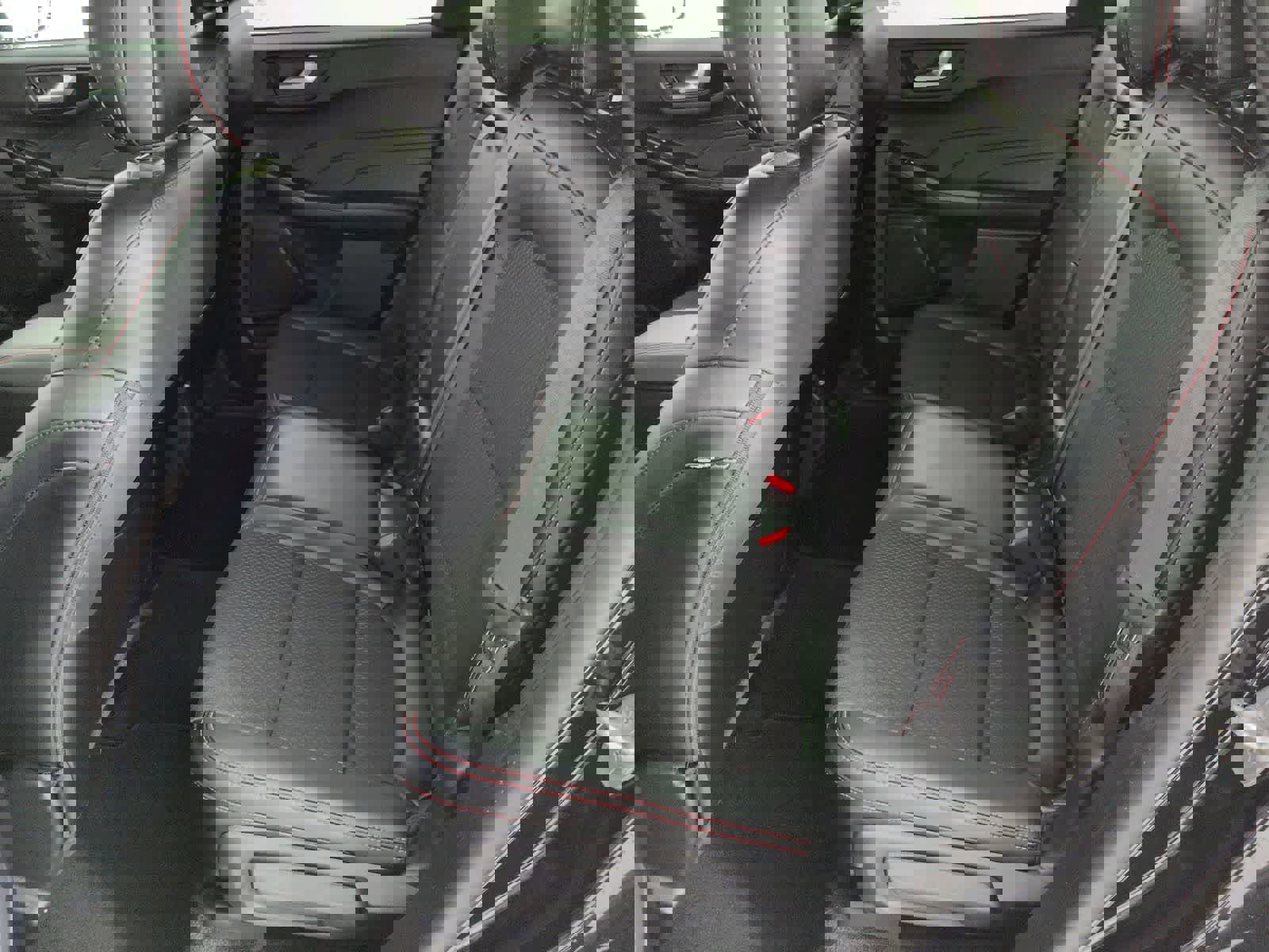 Used 2025 Ford Escape ST-Line image 18