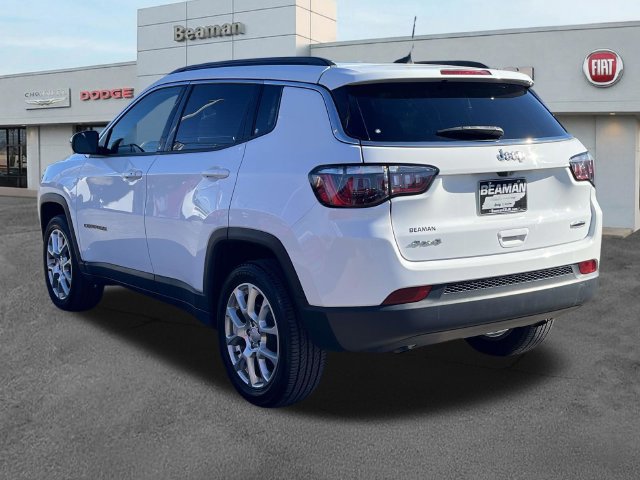 Used 2023 Jeep Compass Latitude AWD/4WD image 5
