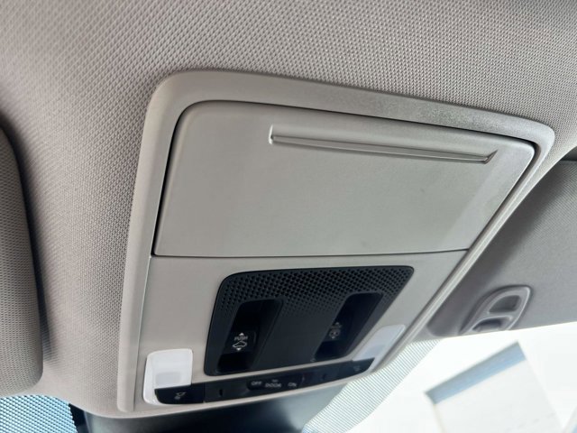 Used 2023 Honda Pilot Elite image 31