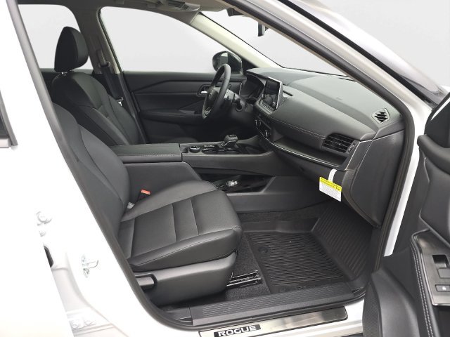 New 2026 Nissan Rogue Dark Armor AWD/4WD image 39