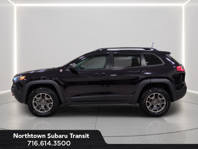 Used 2021 Jeep Cherokee Trailhawk w/ Sun, Sound & Nav Group AWD/4WD image 2