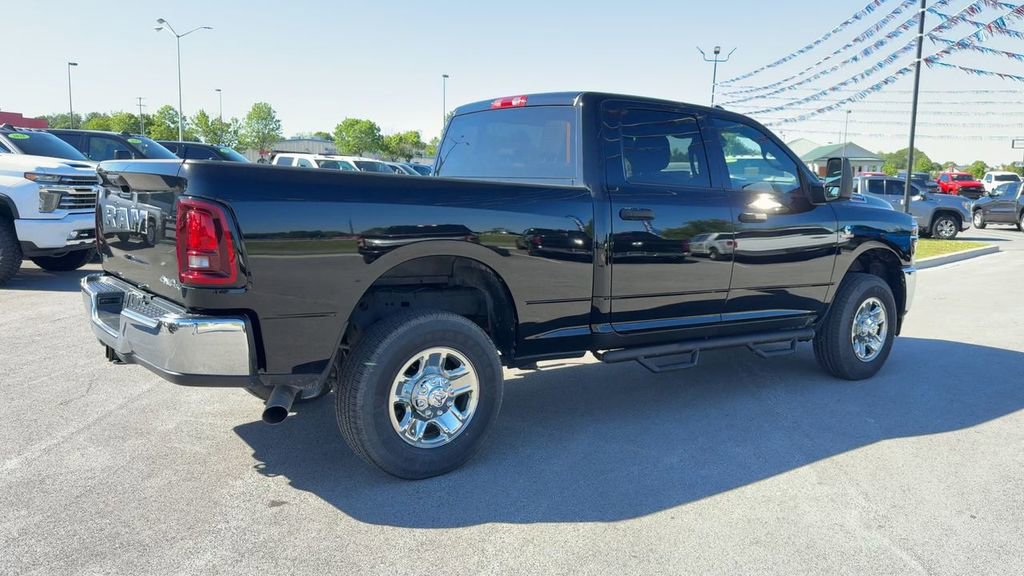 Used 2025 RAM 2500 Tradesman w/ Chrome Appearance Group AWD/4WD image 7