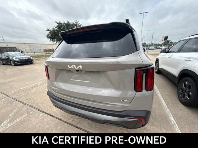 Certified 2024 Kia Sorento X-Line EX AWD/4WD image 8