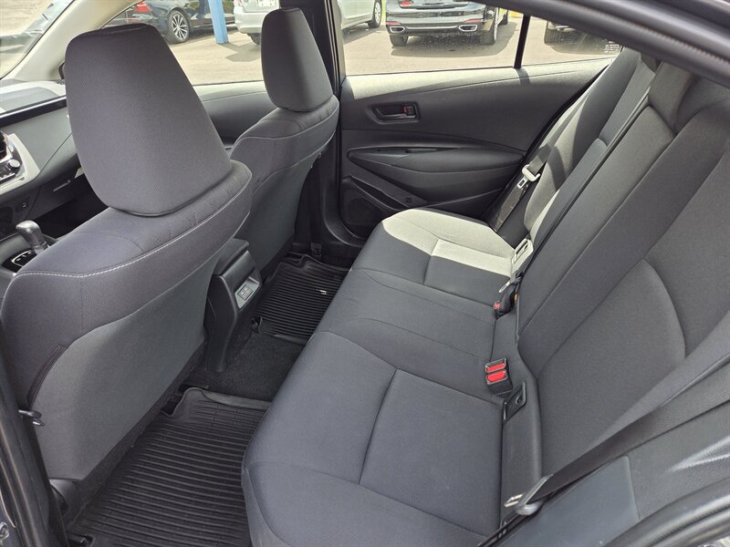Used 2023 Toyota Corolla LE FWD image 11